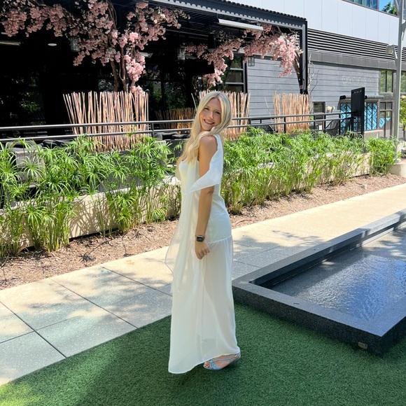 Showpo White Calvin Maxi Dress - Picture 2 of 3